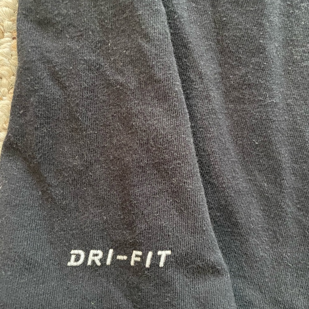 Nike Black Tee with White Swoosh - Picture 4 of 7